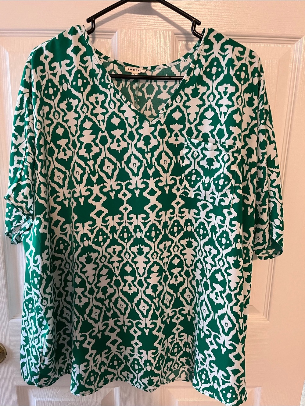 JODIFL Green and White Printed V-Neck Tunic